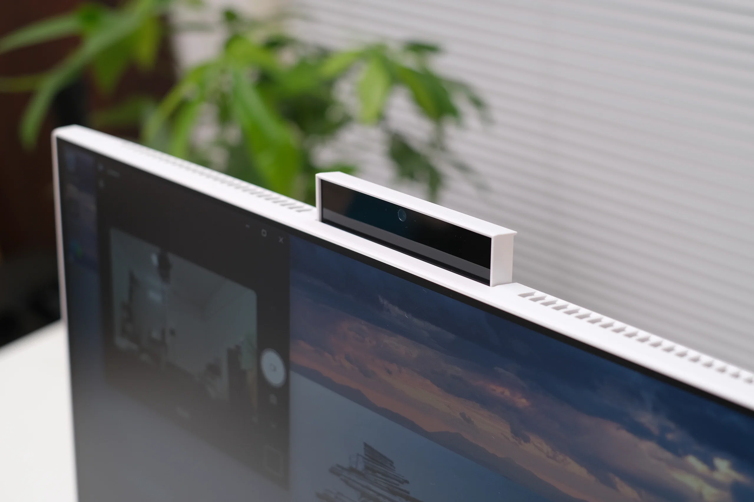 Máy tính ASUS V440 mở bán tại Việt Nam: All-in-One với Wi-Fi 7, màn hình NanoEdge, chip Intel thế hệ 13