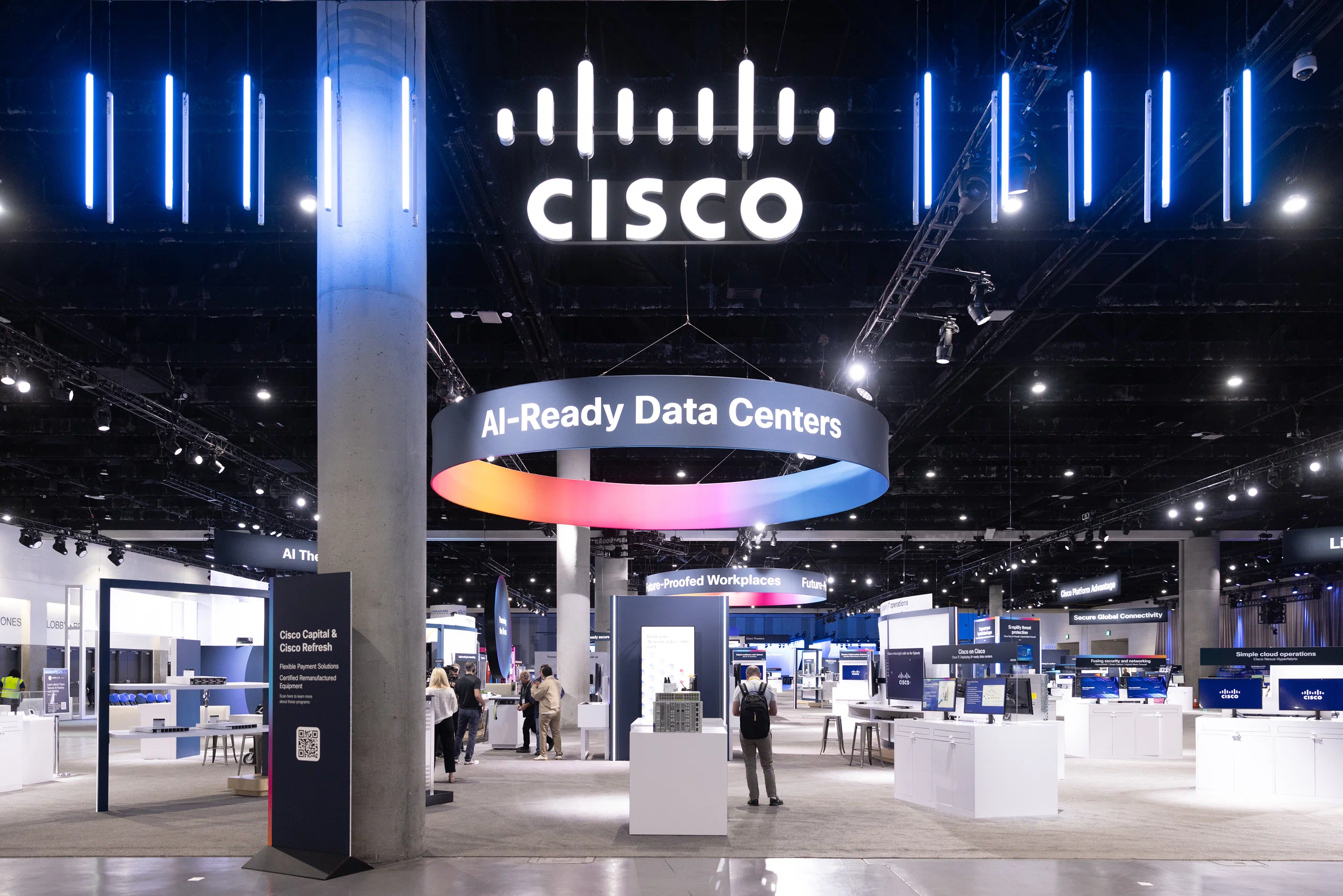 Cisco Live giới thiệu sản phẩm mới tối ưu hóa vận hành AI, từ giải pháp camera và quản lý mạng đến cải tiến bảo mật và hiệu suất trung tâm dữ liệu. Cisco ra mắt giải pháp hạ tầng bảo mật cho thời đại AI